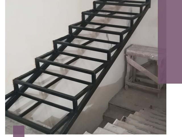 Демонтаж лестниц на металлокаркасе в Лобне: быстрый вывоз и разбор