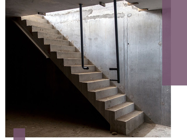 Изготовление и монтаж лестниц в подвале в Лобне