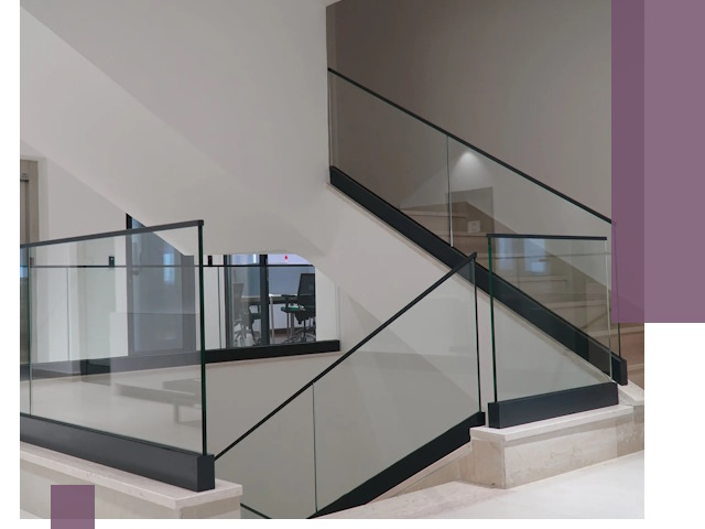 Стеклянные перила премиум-класса с установкой в Лобне