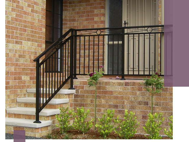 Уличные перила из металла под ключ в Лобне