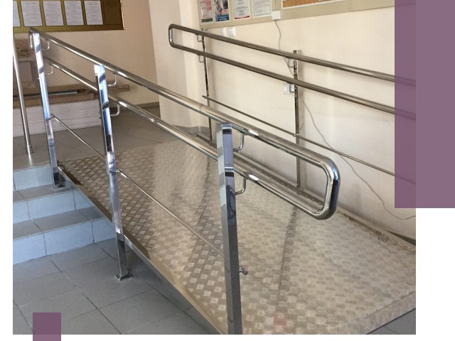 Перила для инвалидов в Лобне — надежные поручни и ограждения