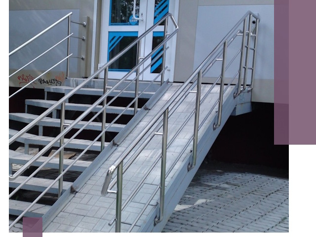 Пандус на крыльцо под ключ в Лобне: монтаж и изготовление