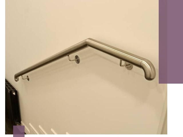 Изготовление пристенных поручней в Лобне под ключ за сроки