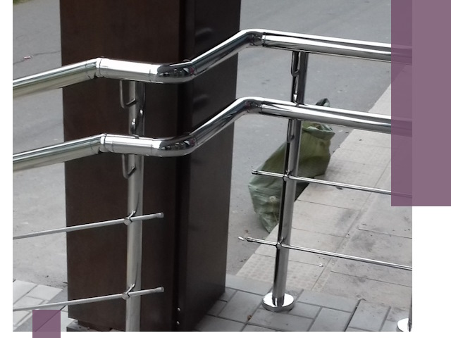 Монтаж поручней из нержавеющей стали в Лобне качественно и быстро